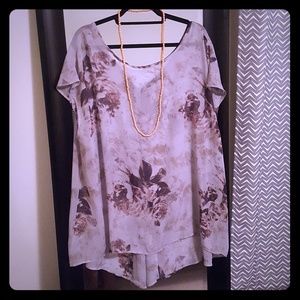 Flirty Floral Top